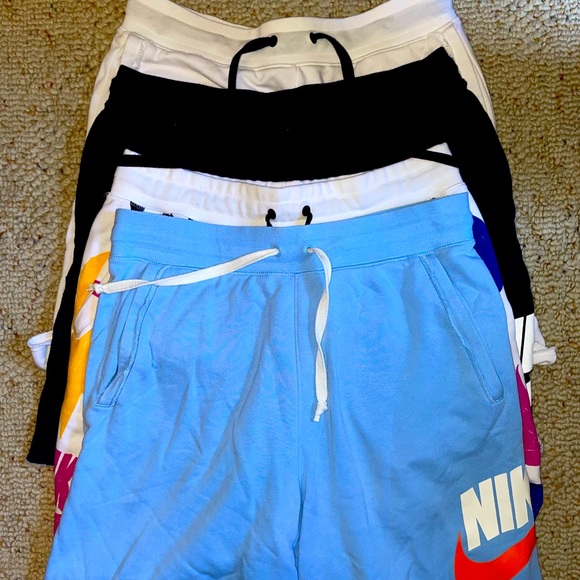 Nike Other - |Nike Shorts Bundle| size M.